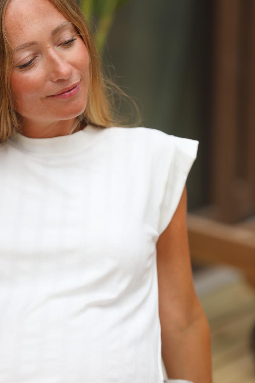 Remera Tits "Essential Bloom" (solo remera)